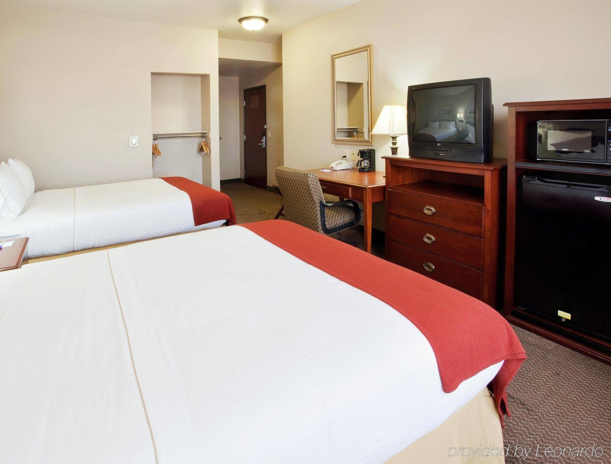 Holiday Inn Express- West Sacramento By Ihg Oda fotoğraf