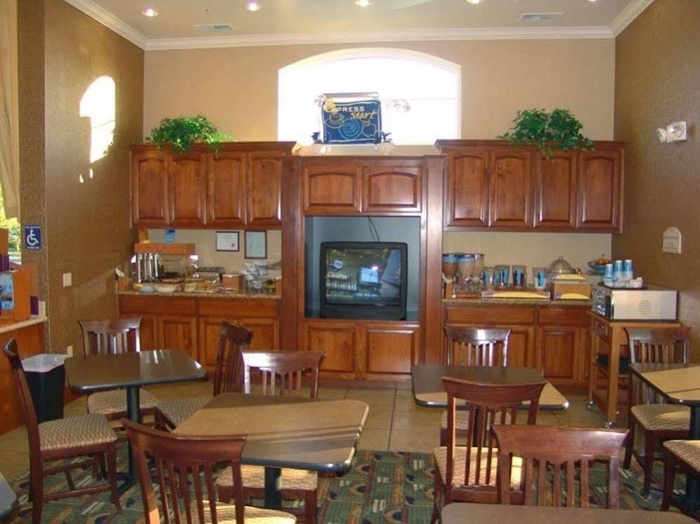 Holiday Inn Express- West Sacramento By Ihg Dış mekan fotoğraf